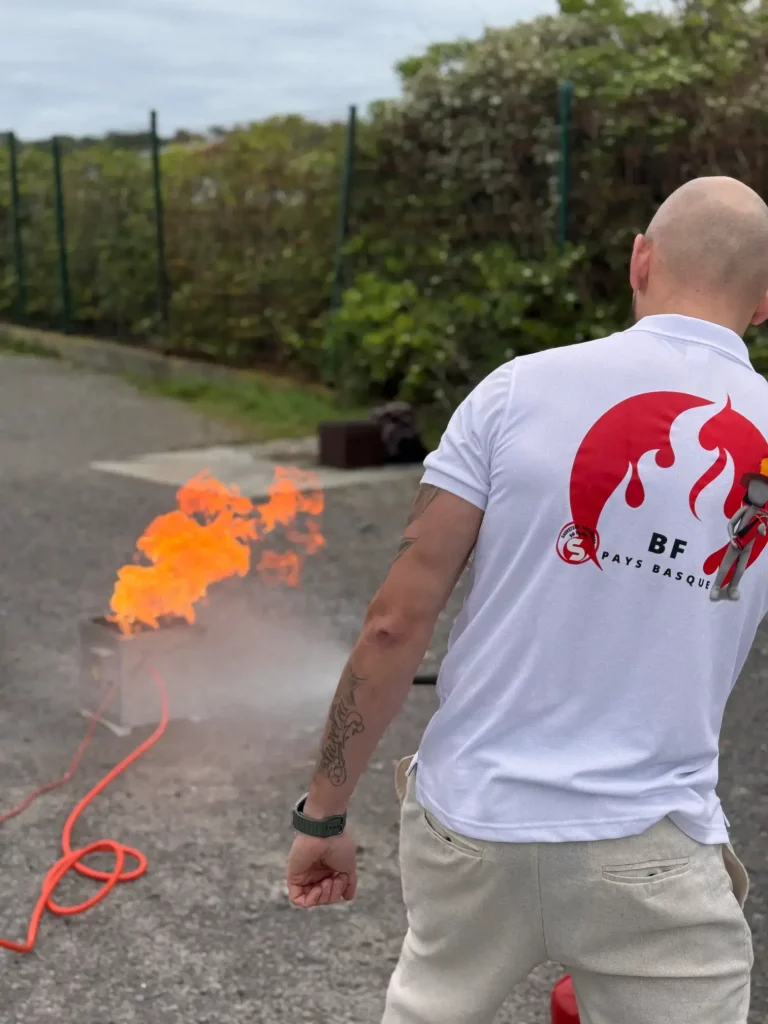 Formations sécurité incendie, secourisme SST et habilitation électrique en Aquitaine